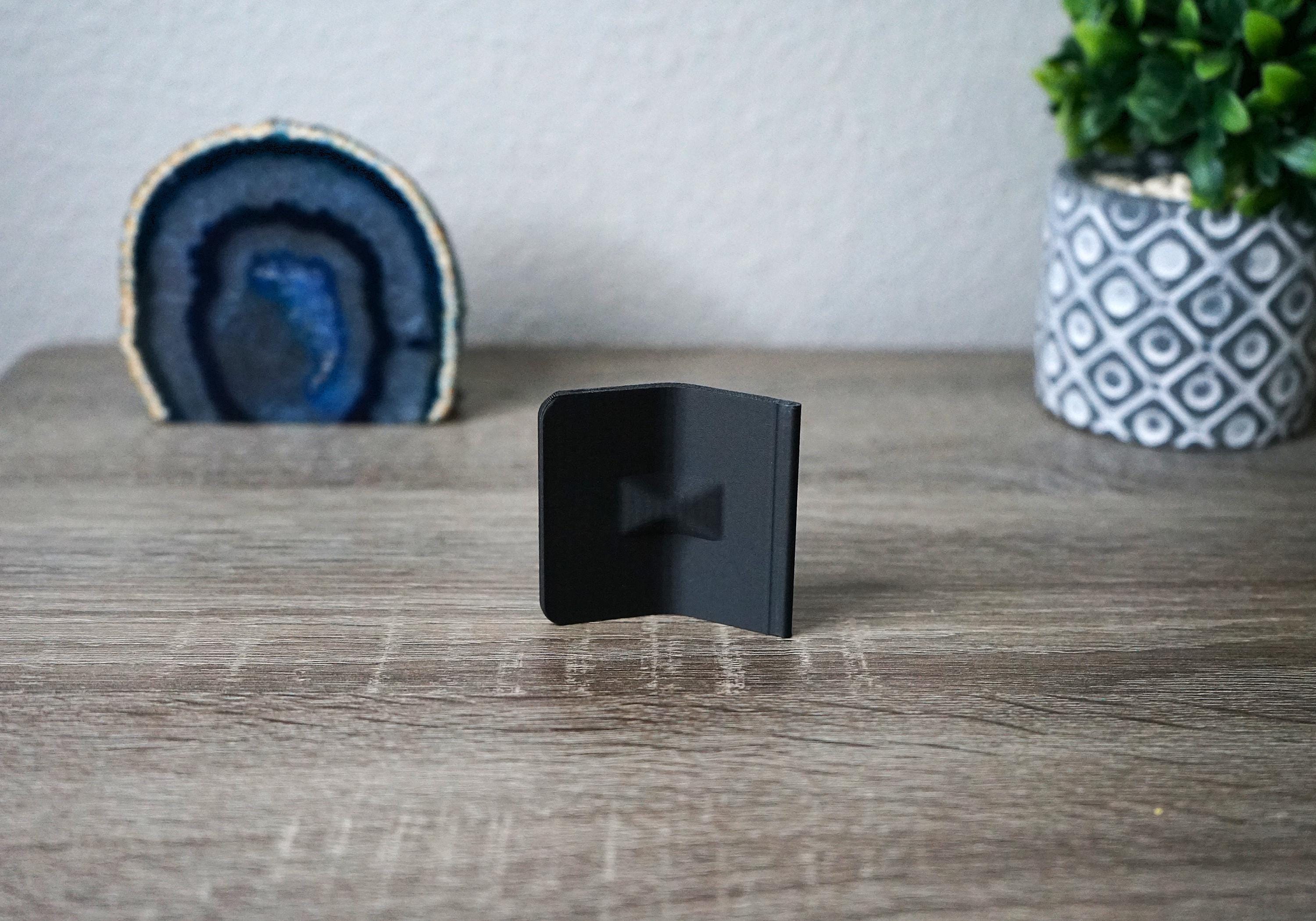 Inspiration "Think and Do Never Give Up" Plaque