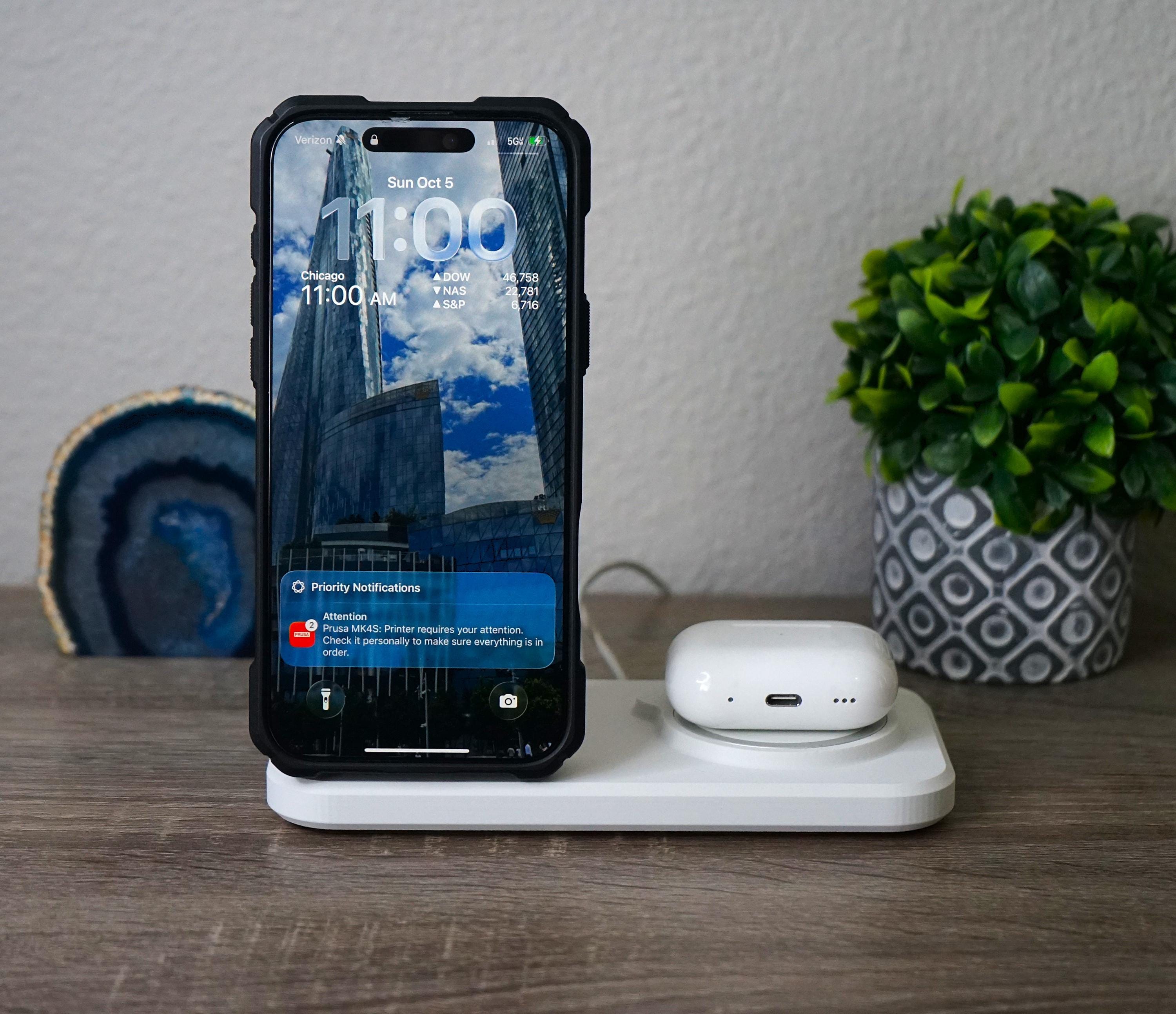 Dual MagSafe Holder with Upright and Flat MagSafes