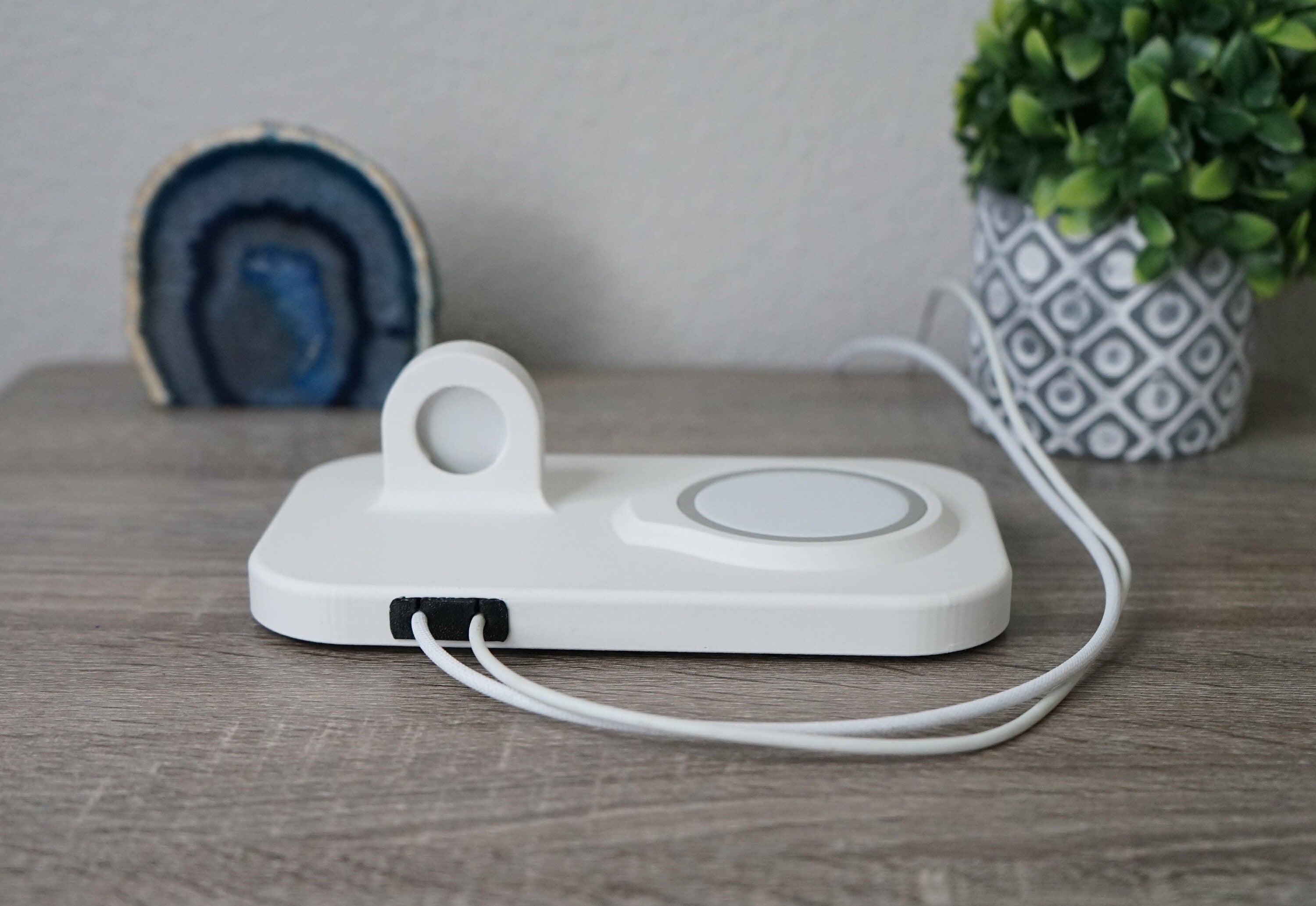 iPhone, Apple Watch, and Airpod MagSafe Holder Apple MagSafe Charger