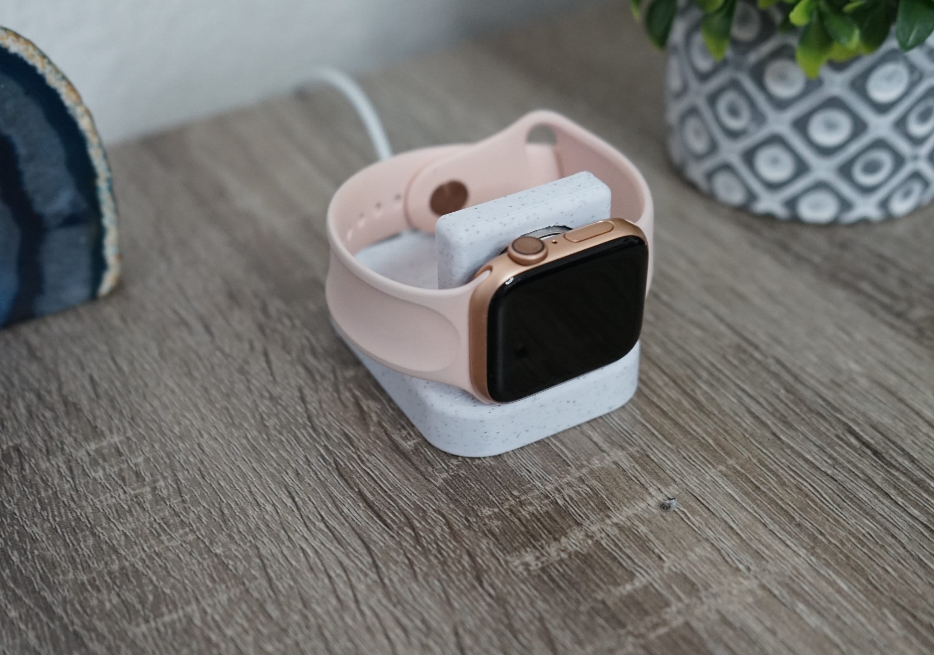 Apple Watch MagSafe Charging Station
