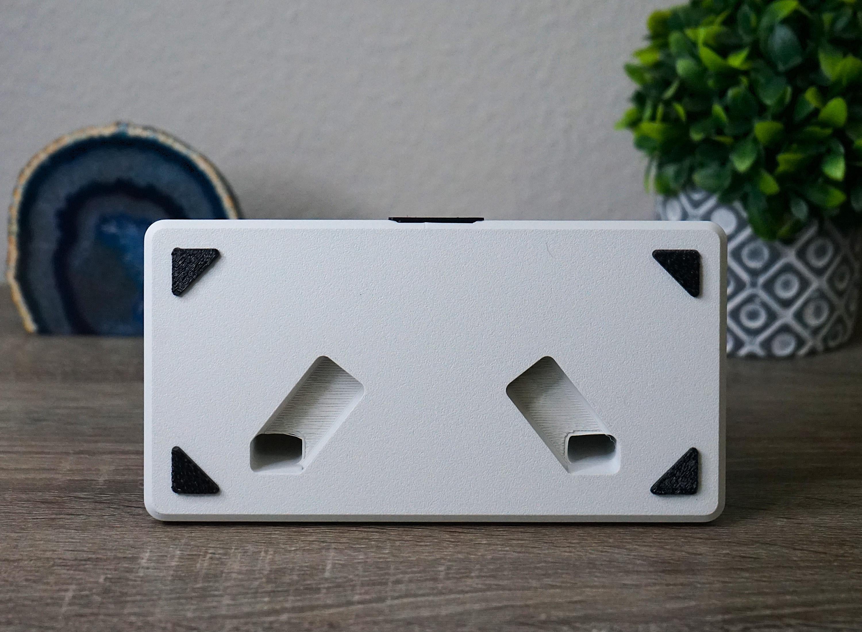 Dual Upright MagSafe Holder for iPhones (3D Printed)