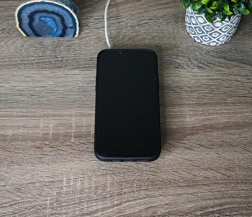 Single Flat MagSafe Holder
