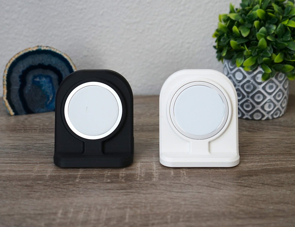 Standby Mode MagSafe Stand for 15W Apple MagSafe with Rubber Cable (3D Printed)