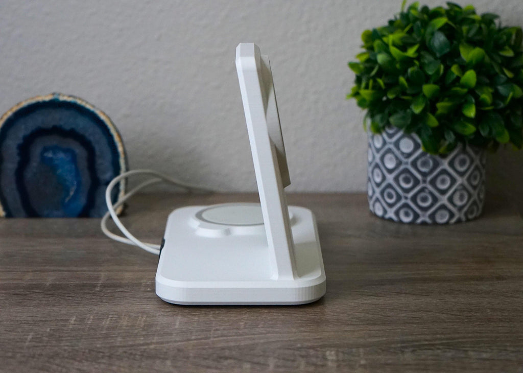 Dual MagSafe Holder with Upright and Flat MagSafes