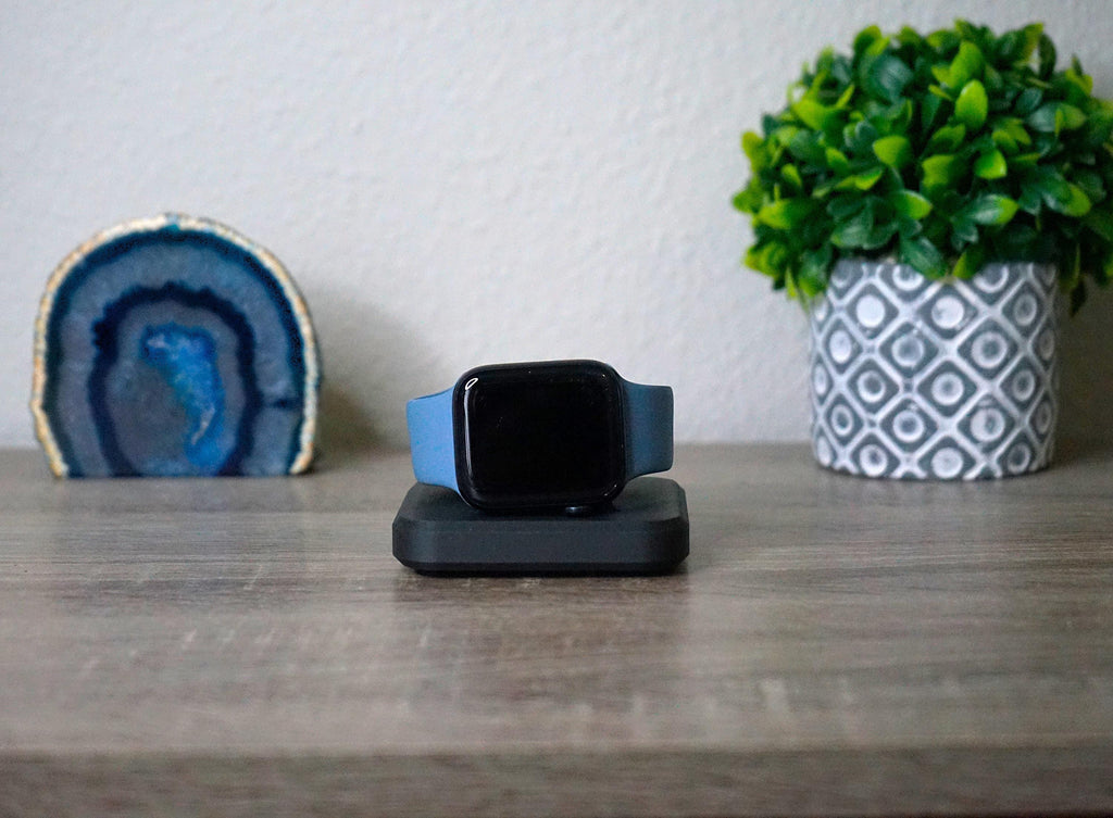 Apple Watch MagSafe Holder