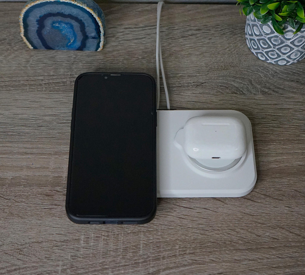 Dual MagSafe Charger Holder for iPhone and Airpods (3D Printed)