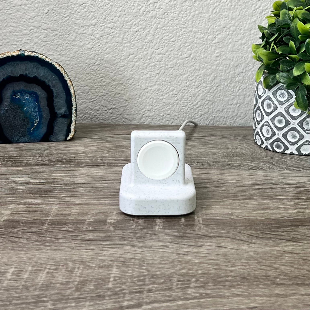 Apple Watch MagSafe Charging Station