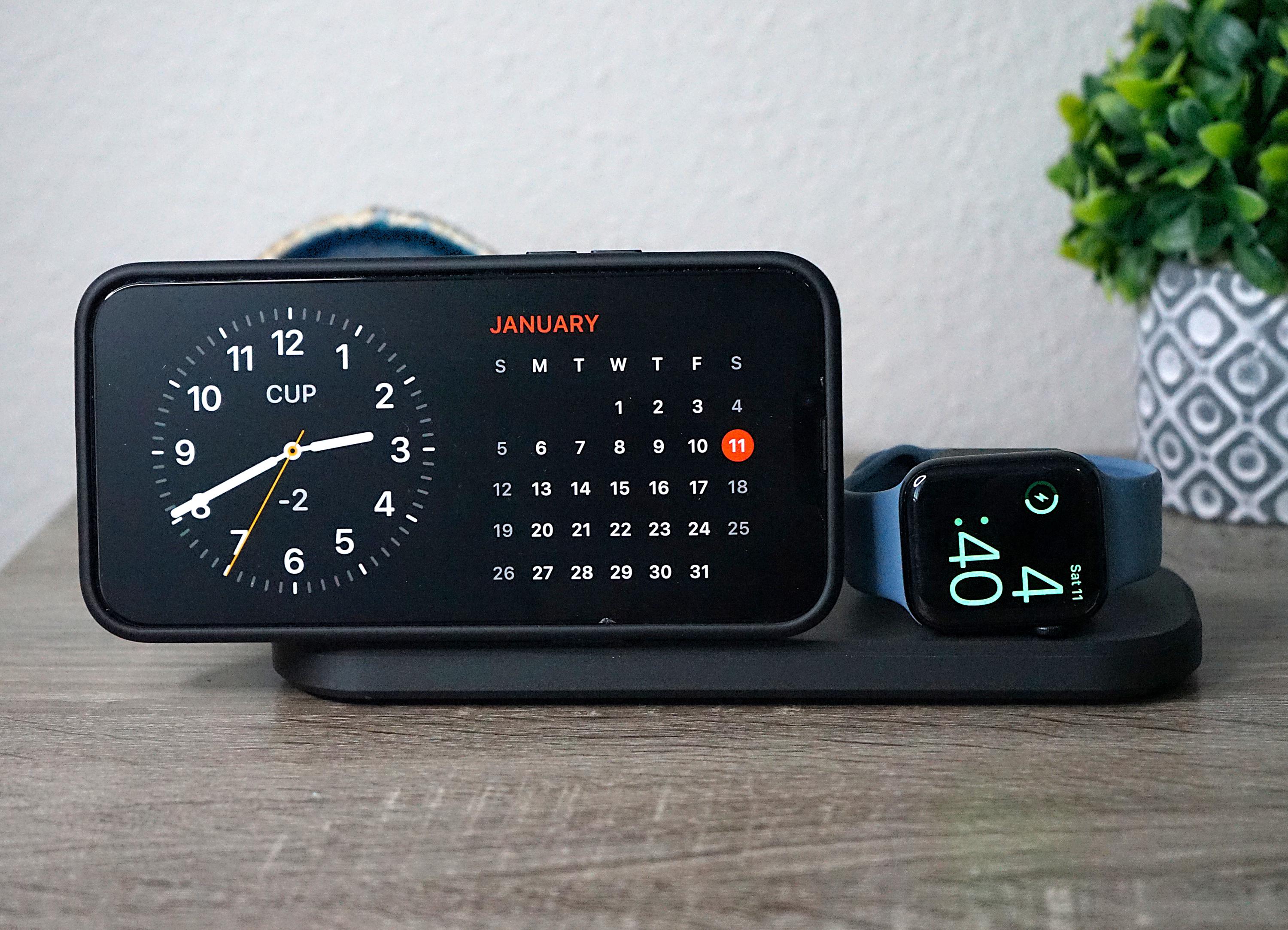 Standby Mode iPhone Apple Watch MagSafe Holder (3D Printed)