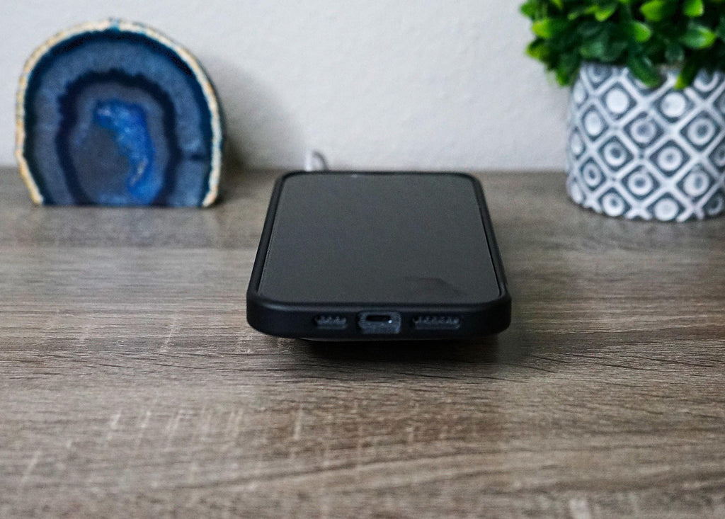 Single Flat MagSafe Holder