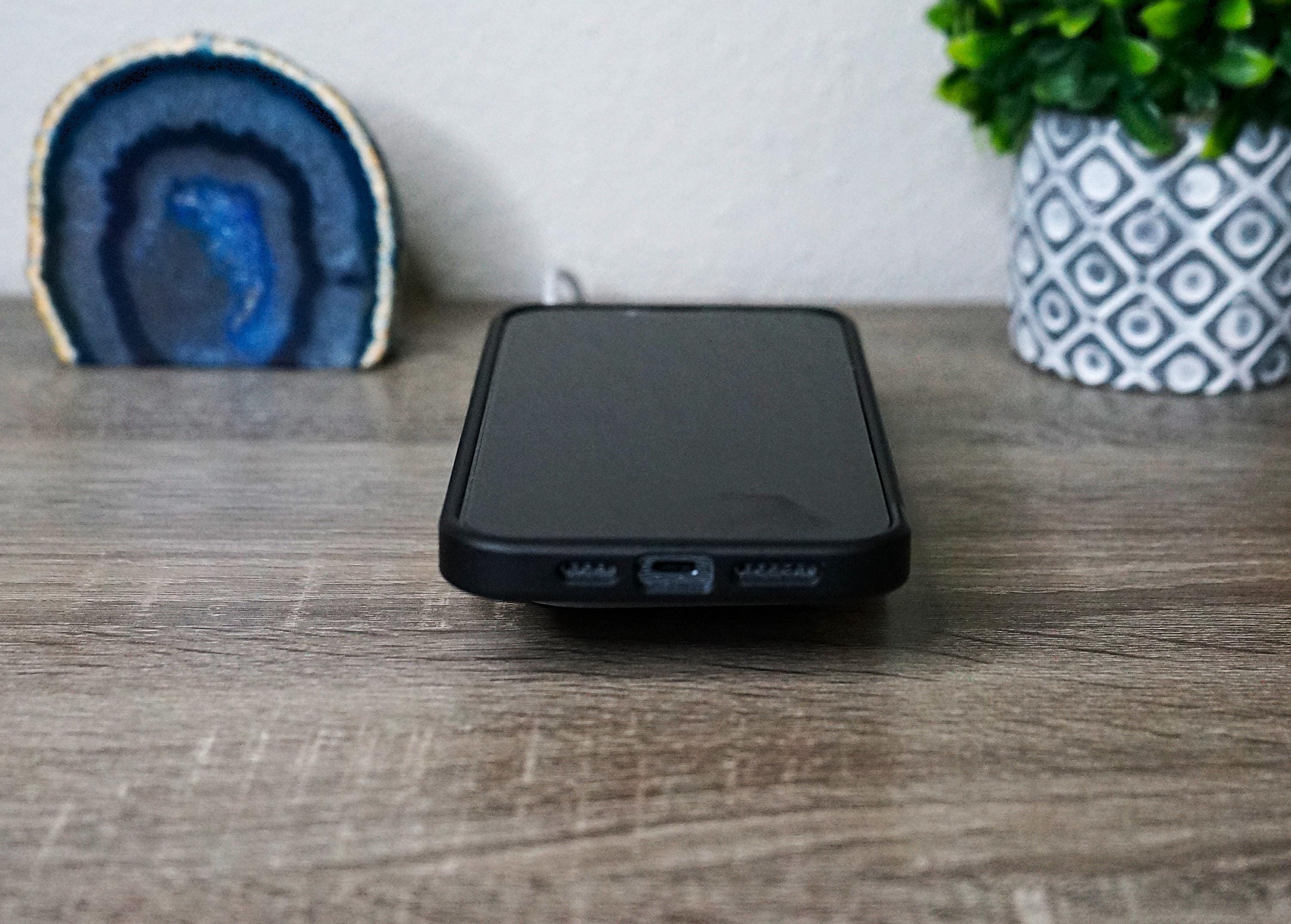 Single Flat MagSafe Holder